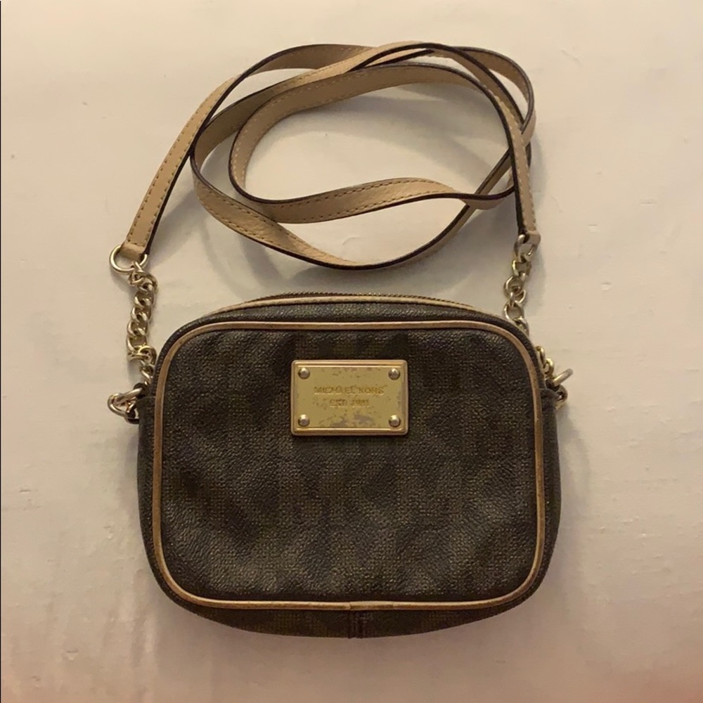 Michael Kors crossbody (used)